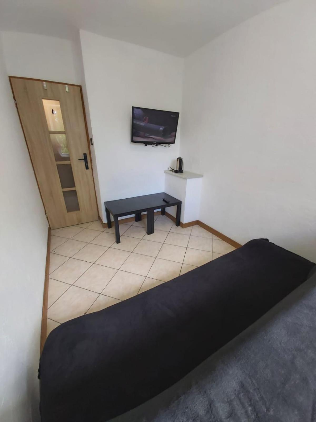 2050 Zwyciestwa 23 - Tanie Pokoje - Samodzielne Zameldowanie - Self Check In Poznaň Exteriér fotografie
