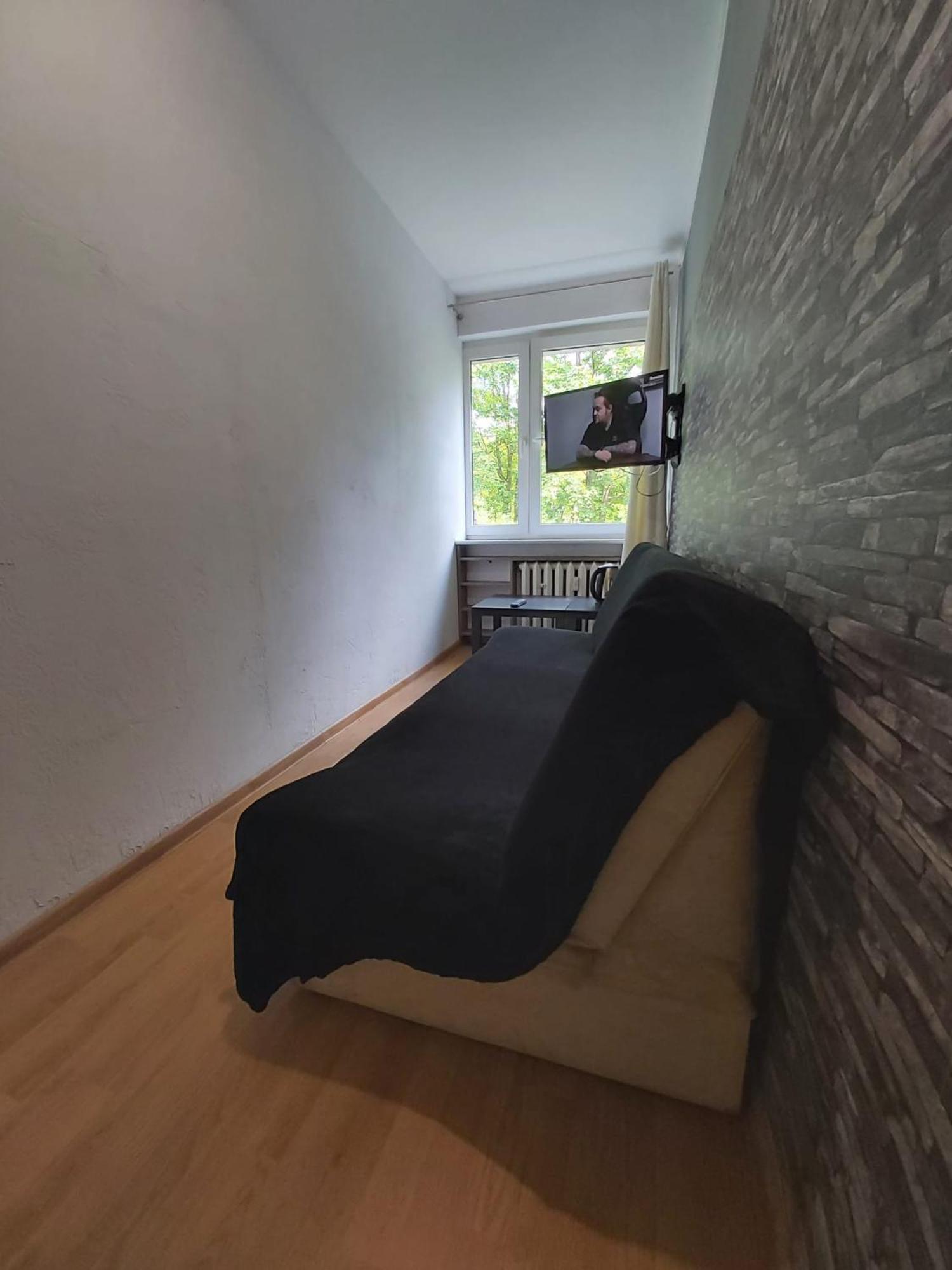 2050 Zwyciestwa 23 - Tanie Pokoje - Samodzielne Zameldowanie - Self Check In Poznaň Exteriér fotografie